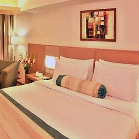 Comfort Inn Gsk Amritsar Habitación foto