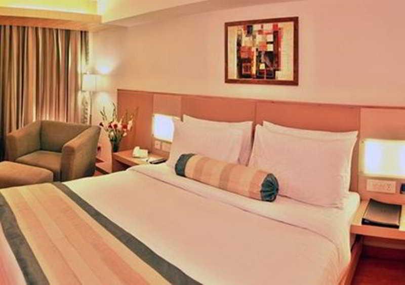 Comfort Inn Gsk Amritsar Habitación foto